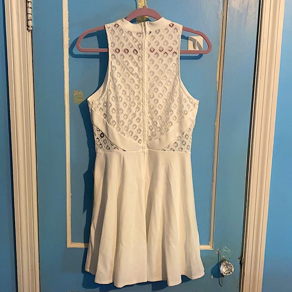 City Triangles White Dress, size 11 - Picture 4 of 5